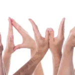 Impressum 2 das wort handwerk aus haenden geformt und freigestellt.jpg